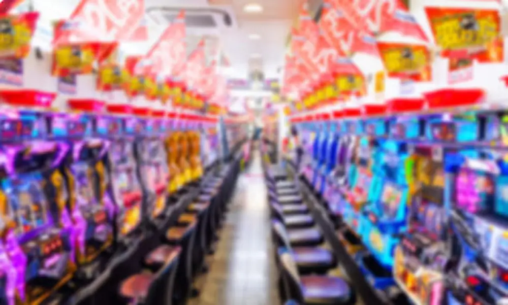 「パチンコ店(福岡県)」の電気代削減結果、約572万円(削減率21.2%)。削減前:約2,697万円が削減後:約2,125万円に削減。